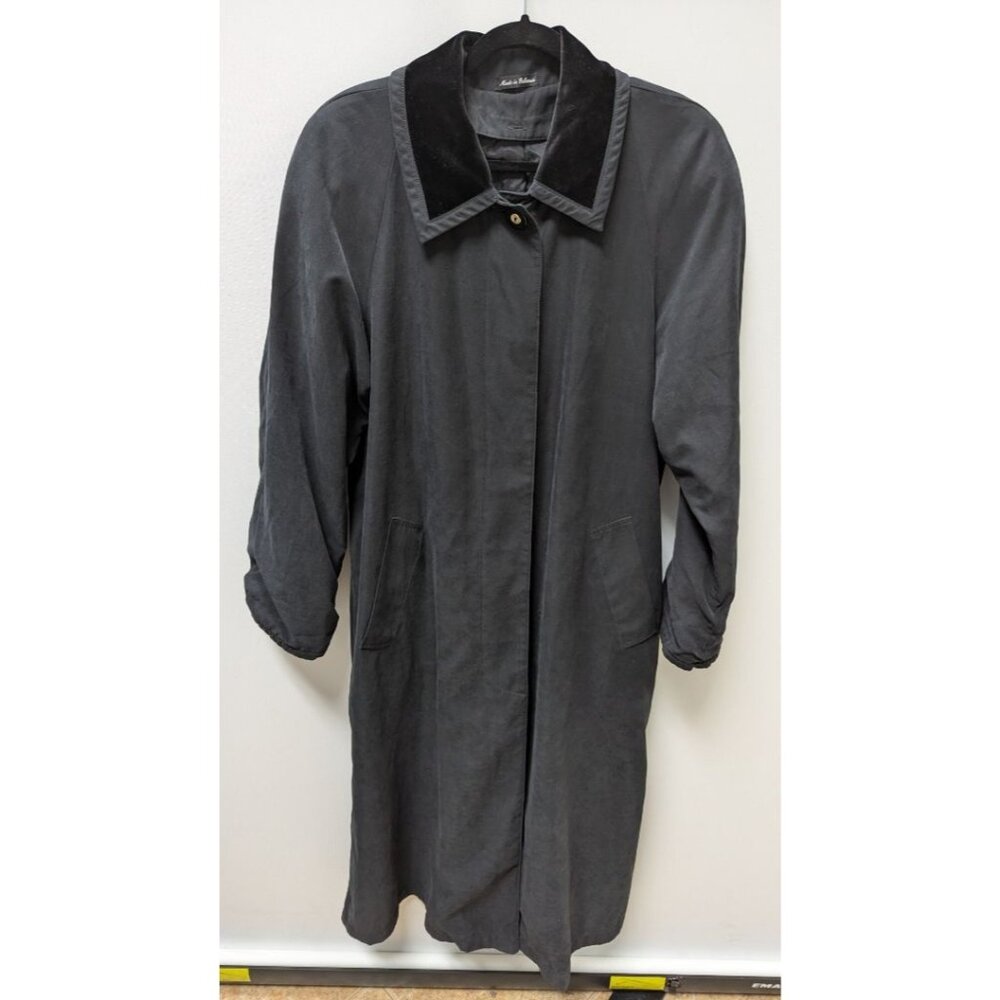 Black Vintage Velvet-Collar Button-Down Trench Coat
